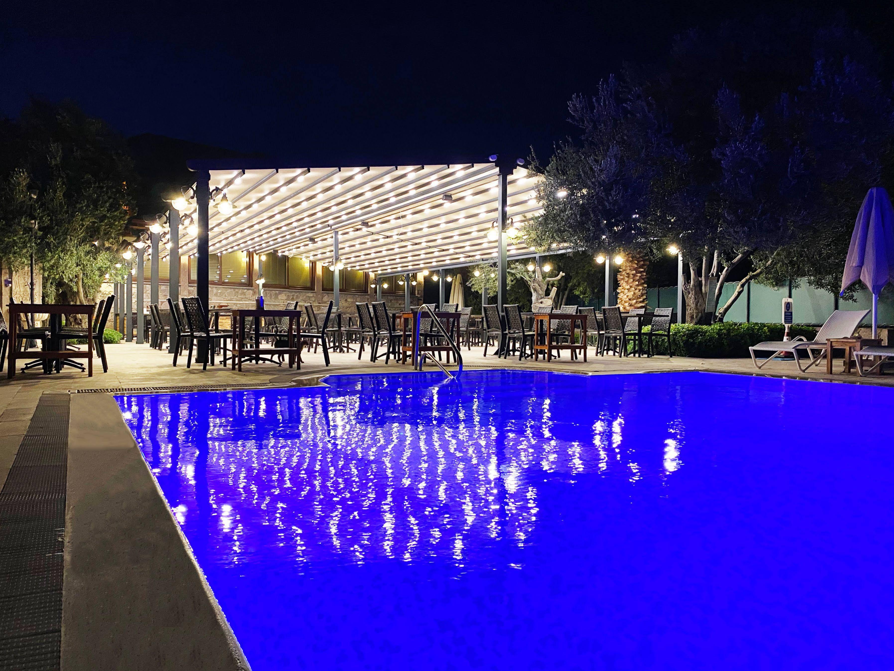 Assos Park Hotel Екстер'єр фото