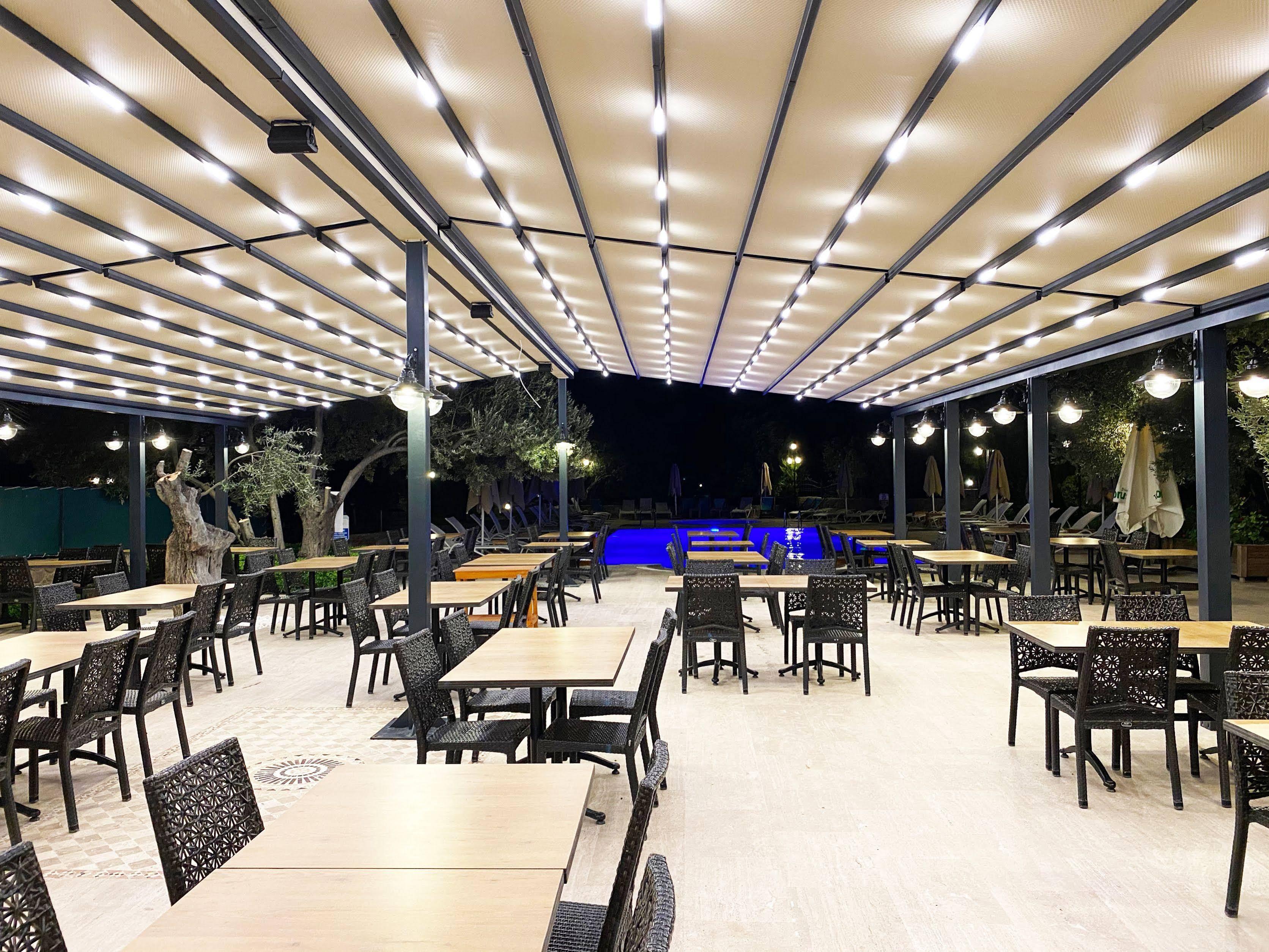 Assos Park Hotel Екстер'єр фото