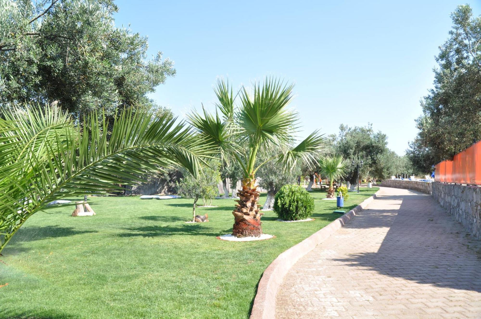 Assos Park Hotel Екстер'єр фото
