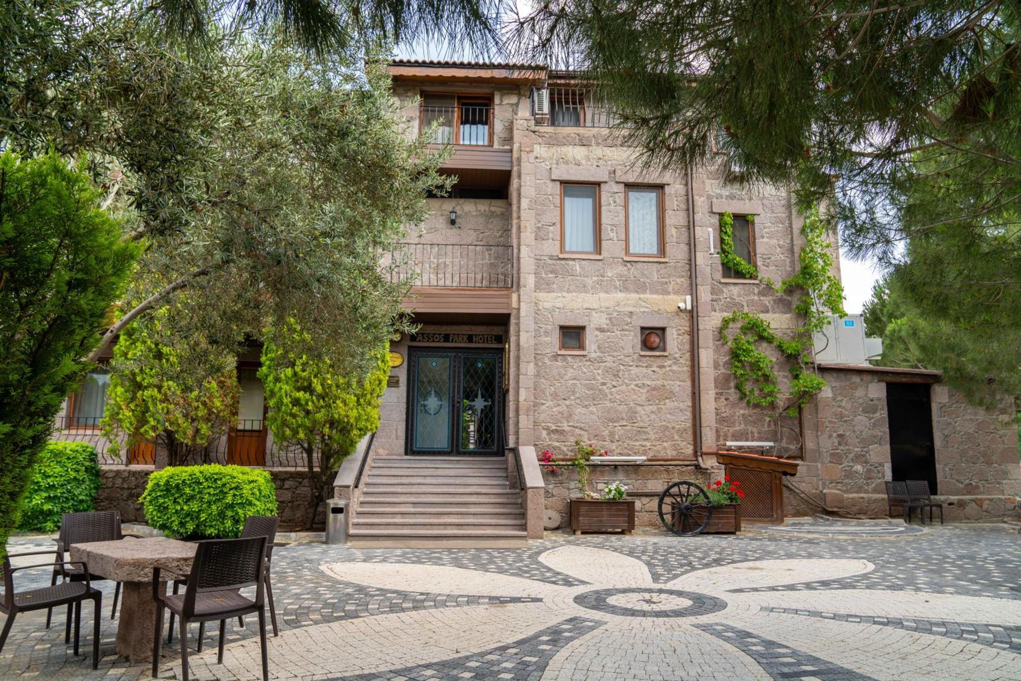 Assos Park Hotel Екстер'єр фото