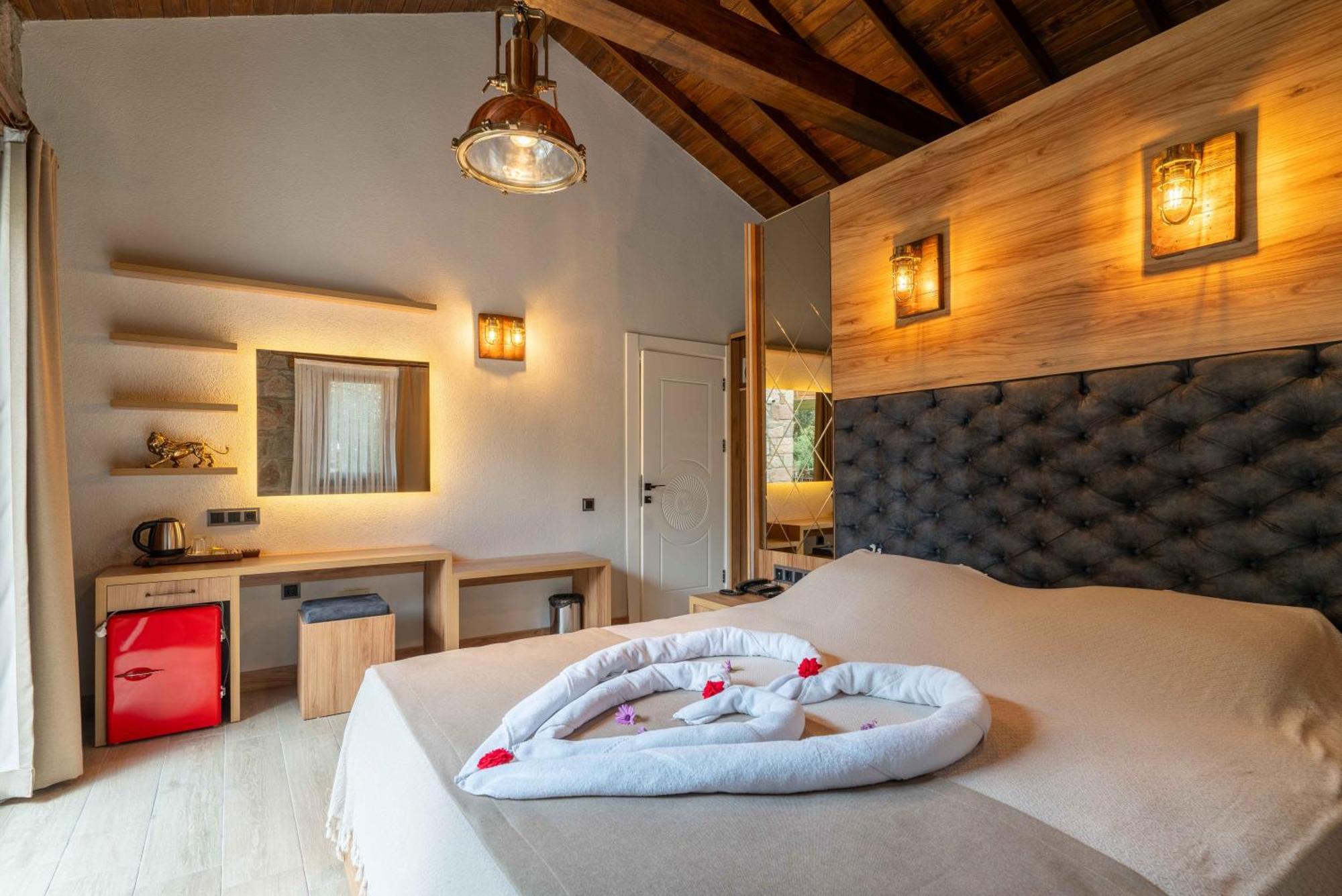Assos Park Hotel Екстер'єр фото