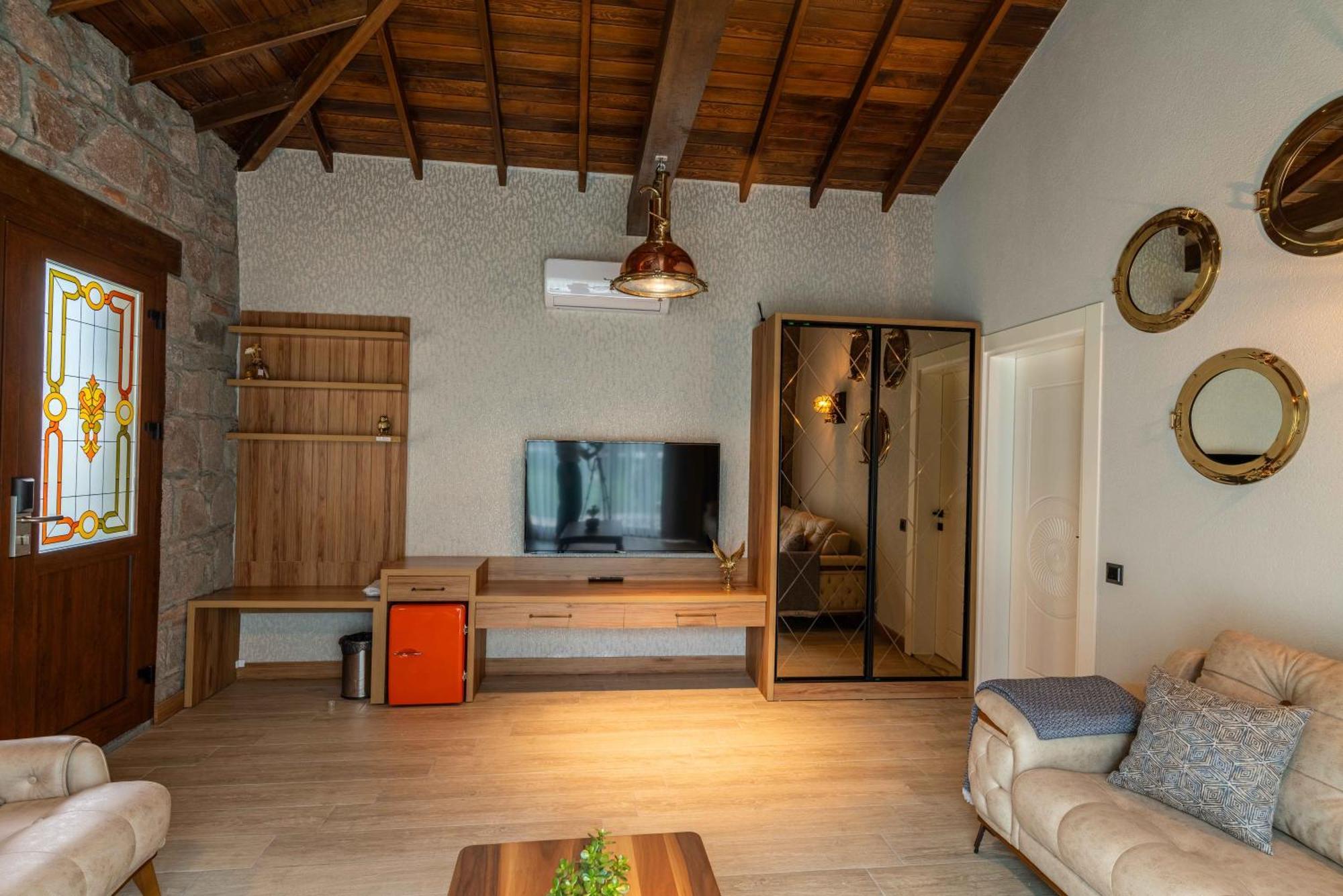 Assos Park Hotel Екстер'єр фото