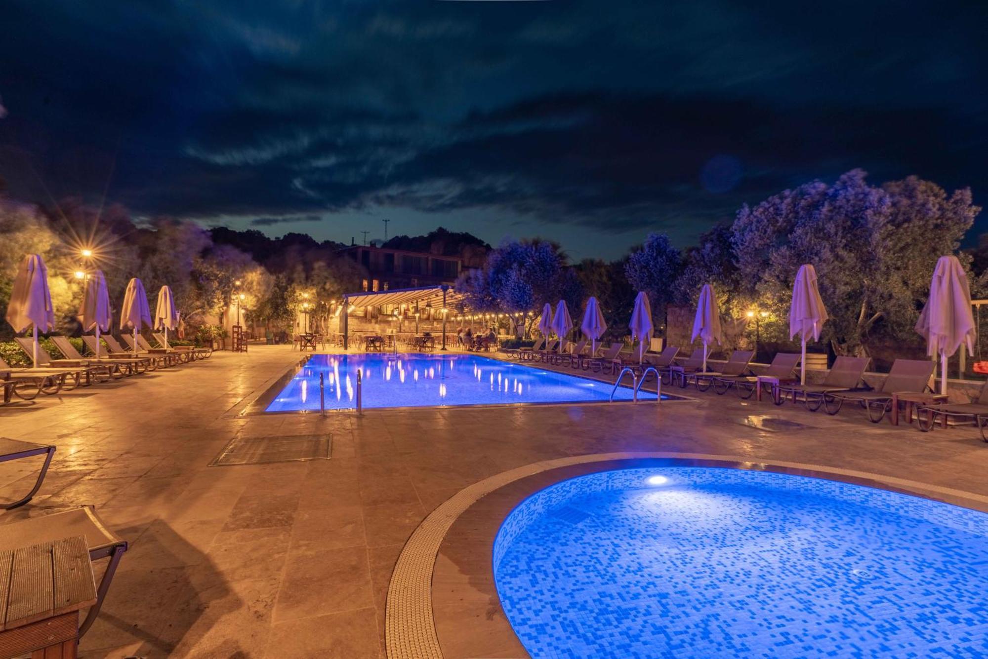 Assos Park Hotel Екстер'єр фото